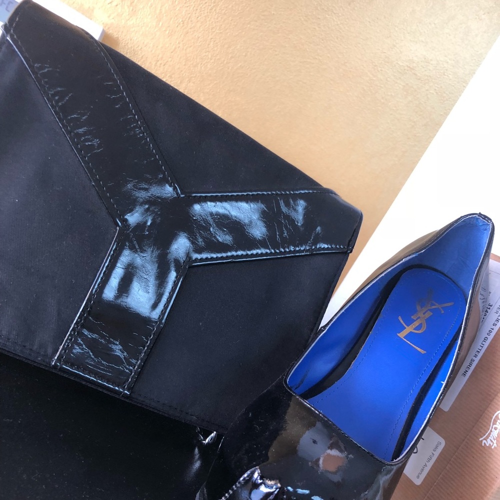 Clutch handbag